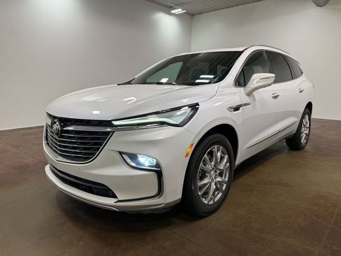 Used 2022 Buick Enclave Premium w/ Experience Buick Package AWD/4WD image 39