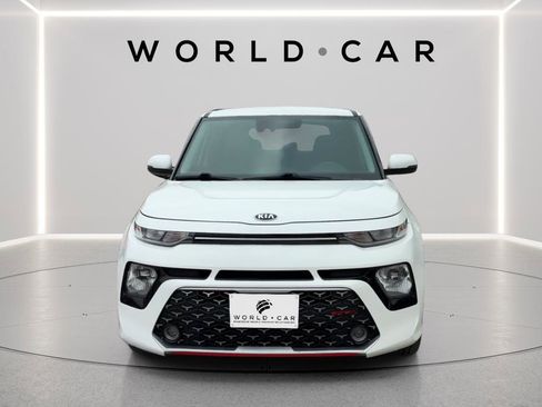 Used 2021 Kia Soul GT-Line FWD image 2