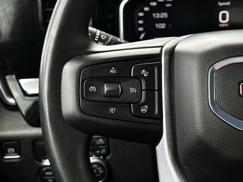 Used 2025 GMC Sierra 1500 SLT RWD image 15