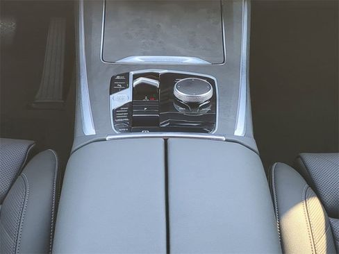 Certified 2025 BMW X5 sDrive40i w/ Climate Comfort Package image 20