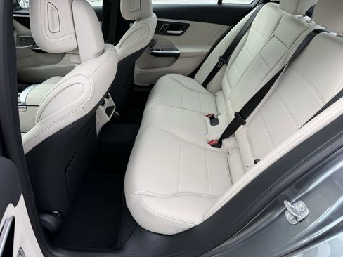 New 2026 Mercedes-Benz C 300 4MATIC Sedan image 11
