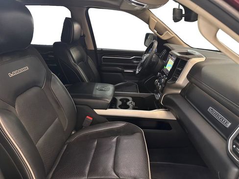 Used 2019 RAM 1500 Laramie AWD/4WD image 32