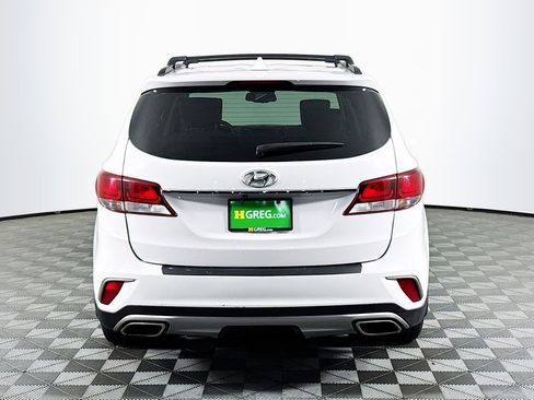 Used 2017 Hyundai Santa Fe SE image 13