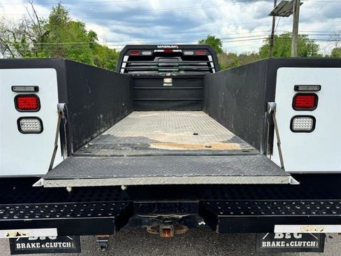 Used 2017 Ford F450 XLT w/ XLT Value Package AWD/4WD image 7