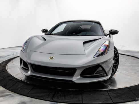 Used 2024 Lotus Emira First Edition image 3