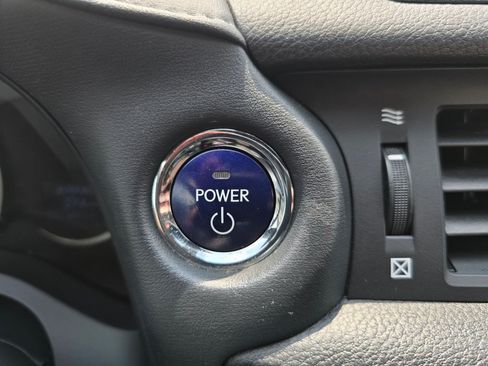 Used 2014 Lexus CT 200h w/ F Sport w/Nuluxe Interior FWD image 10