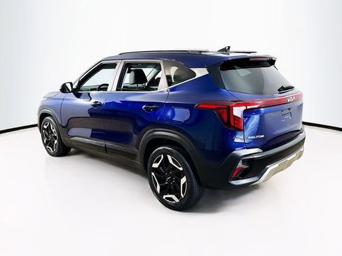 Used 2024 Kia Seltos SX w/ SX Sunroof Package AWD/4WD image 5