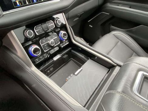 Used 2022 GMC Yukon Denali image 20