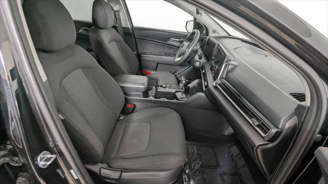 Used 2024 Kia Sportage LX FWD image 22