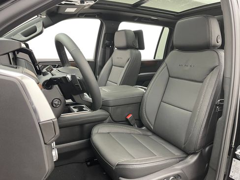 New 2026 GMC Yukon XL Denali w/ Denali Reserve Package AWD/4WD image 23