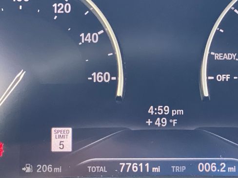 Used 2020 BMW 330i xDrive Sedan w/ Convenience Package AWD/4WD image 32