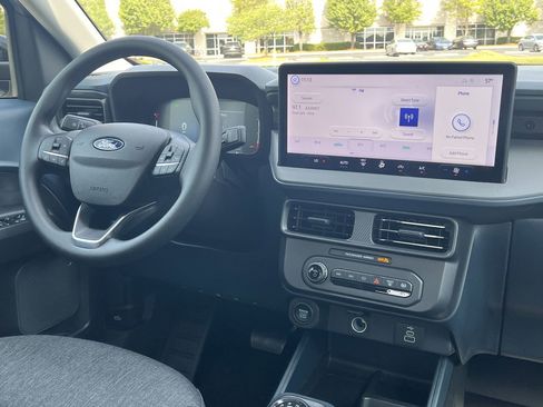 New 2026 Ford Maverick XLT AWD/4WD image 3