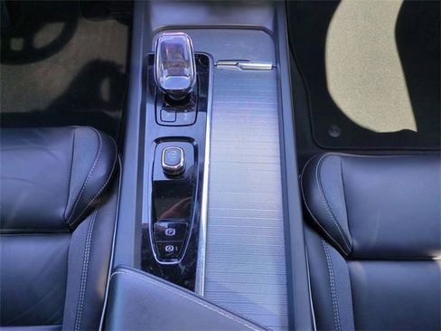 Used 2024 Volvo S60 B5 Plus w/ Climate Package image 15