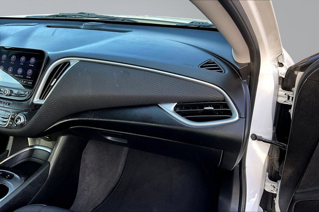 Used 2024 Chevrolet Malibu LT FWD image 27