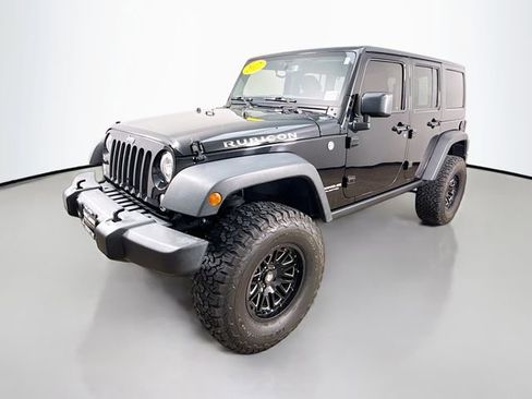 Used 2017 Jeep Wrangler Unlimited Rubicon w/ Connectivity Group image 3