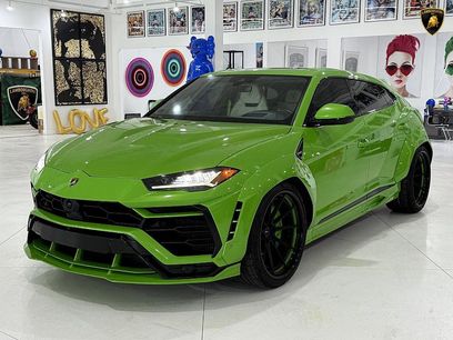 Used 2022 Lamborghini Urus