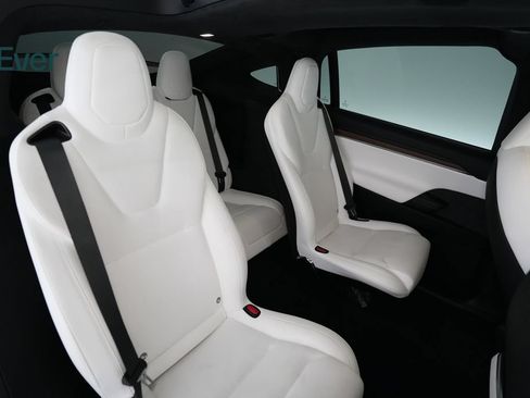 Used 2023 Tesla Model X AWD/4WD image 5
