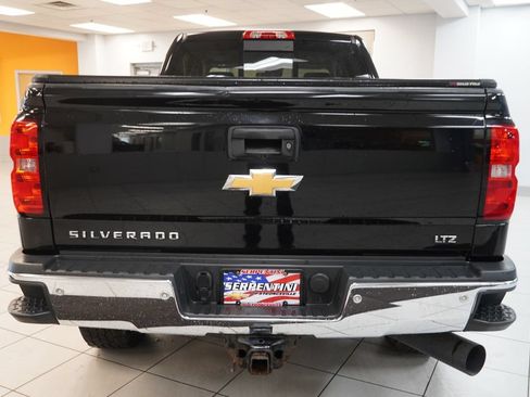Used 2015 Chevrolet Silverado 2500 LTZ w/ Duramax Plus Package AWD/4WD image 11