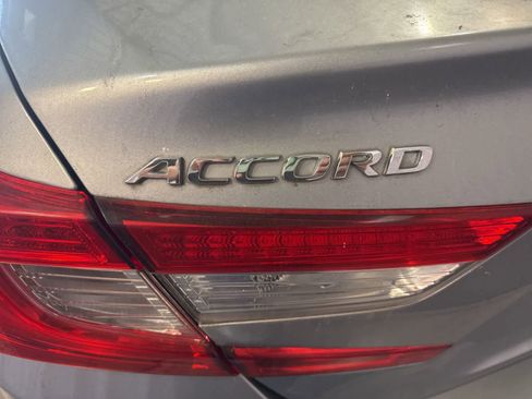 Used 2018 Honda Accord EX-L image 11