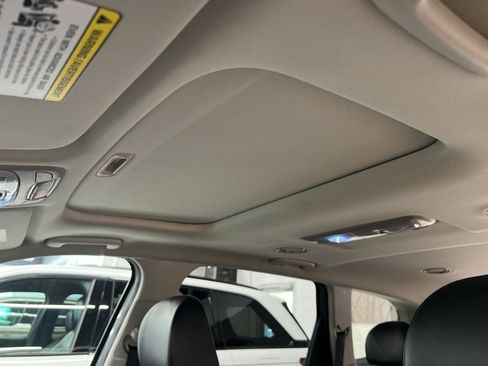 Used 2025 Kia Telluride S AWD/4WD image 21