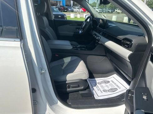 Used 2023 Honda Pilot Touring image 33