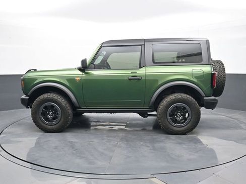 Used 2022 Ford Bronco Badlands AWD/4WD image 2
