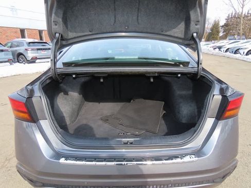 Used 2022 Nissan Altima 2.5 SV image 11