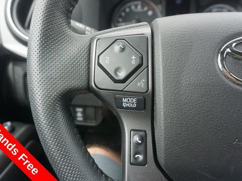 Used 2023 Toyota Tacoma TRD Sport w/ TRD Premium Sport Package AWD/4WD image 4