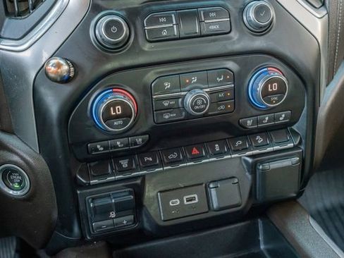 Used 2022 Chevrolet Silverado 2500 LTZ w/ LTZ Texas Edition image 29