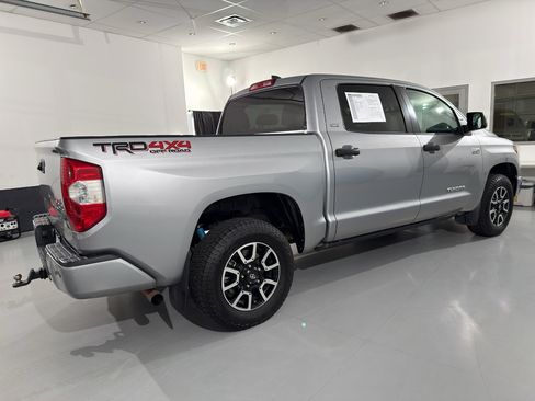Used 2020 Toyota Tundra SR5 w/ TRD Off-Road Package image 10