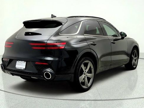 Used 2025 Genesis GV70 3.5T Sport w/ Sport Advanced Package AWD/4WD image 5