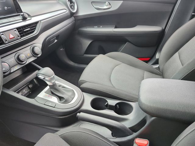 Certified 2024 Kia Forte LXS w/ LXS Technology Package FWD image 10