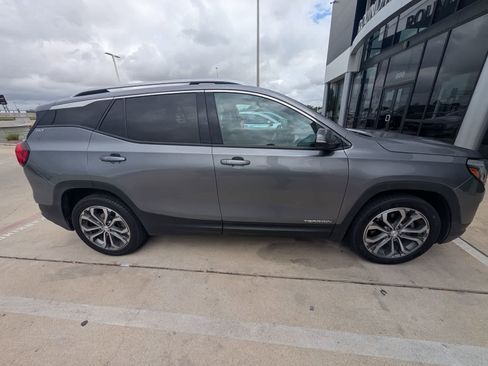 Used 2019 GMC Terrain SLT w/ Preferred Package image 8