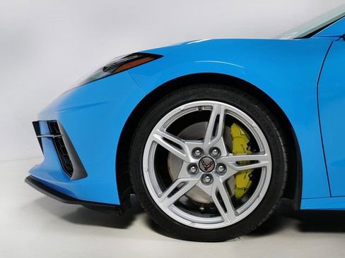Used 2023 Chevrolet Corvette Stingray Preferred Cpe w/ Z51 Performance Package RWD image 31
