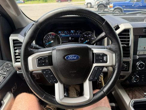 Used 2018 Ford F250 Lariat w/ Chrome Package AWD/4WD image 37