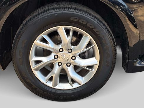 Used 2014 INFINITI QX80 4WD w/ Theater Package image 23