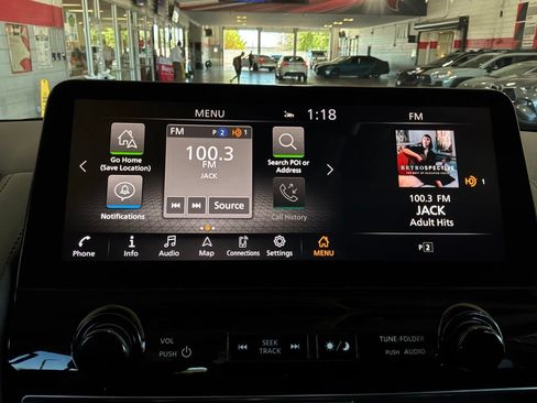 Used 2024 Nissan Armada SL RWD image 37