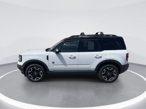 Used 2023 Ford Bronco Sport Outer Banks w/ Tech Package AWD/4WD image 4