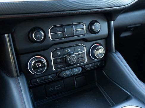 Used 2022 Chevrolet Tahoe RST w/ Luxury Package image 18