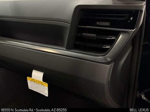 Used 2026 Lexus GX 550 w/ Cold Area Package AWD/4WD image 30