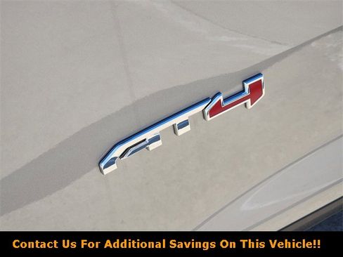 New 2026 GMC Acadia AT4 w/ Luxury Package image 8