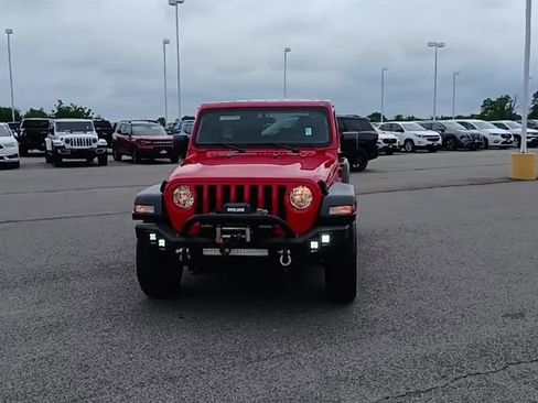Used 2022 Jeep Wrangler Unlimited Sport AWD/4WD image 3