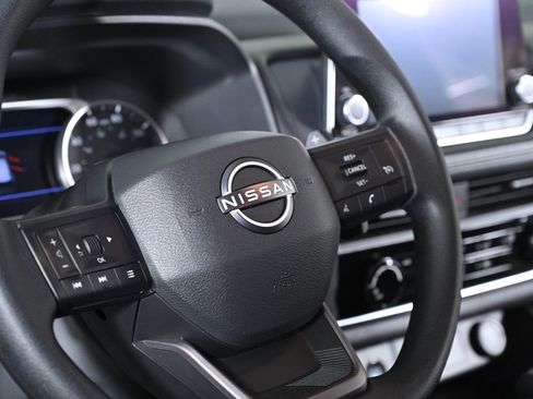 Certified 2025 Nissan Rogue S image 13