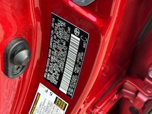 Certified 2017 Toyota Prius Four w/ Advanced Technology Package image 35