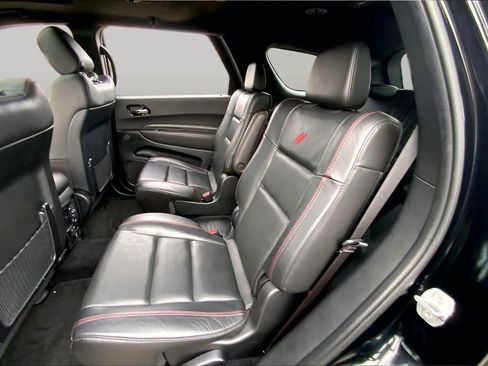 Used 2022 Dodge Durango R/T w/ Tow 'N Go Package AWD/4WD image 19