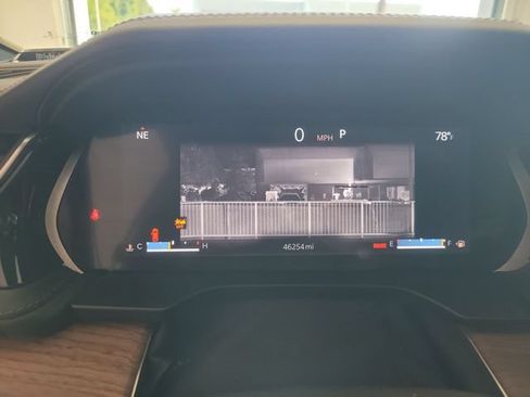 Used 2022 Jeep Grand Cherokee Summit w/ Luxury Tech Group V RWD image 15