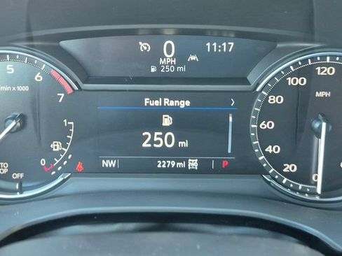 Used 2025 Cadillac XT5 Luxury AWD/4WD image 10