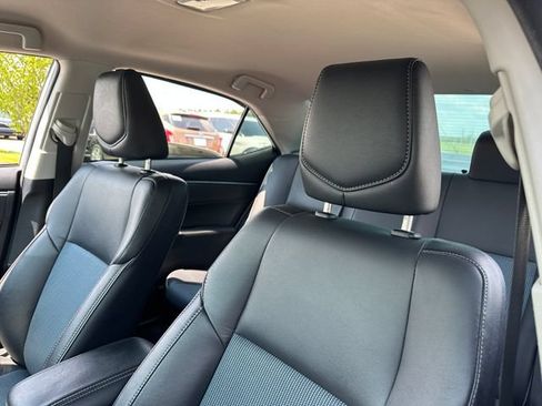 Used 2014 Toyota Corolla S FWD image 13