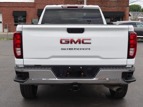 Used 2023 GMC Sierra 2500 Pro w/ Convenience Package AWD/4WD image 9