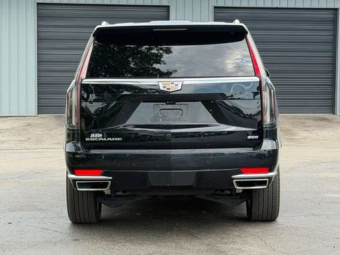 Used 2023 Cadillac Escalade ESV Premium Luxury AWD/4WD image 8
